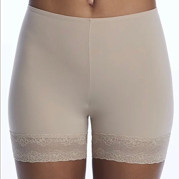 Natori Other - NATORI BLISS PERFECTION SHORT in Color Cafe Pack of Two